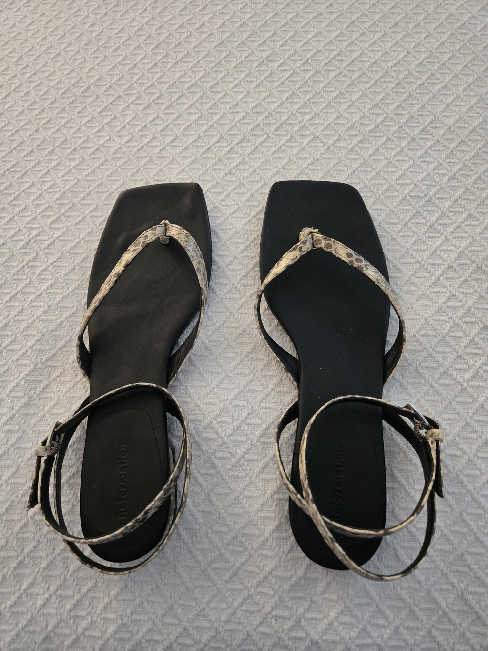 Reformation Maryam Snakeskin Sandals Size 6.5
